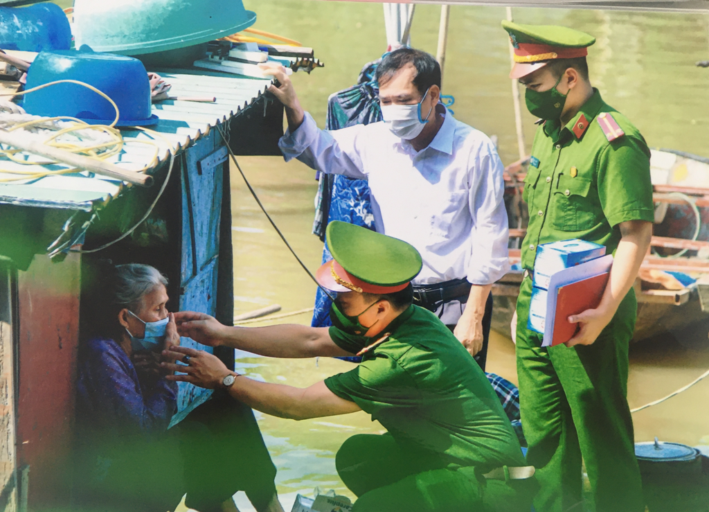 Cuộc thi ảnh “Nét đẹp cán bộ, chiến sỹ Công an Hải Phòng phòng chống dịch bệnh Covid-19”